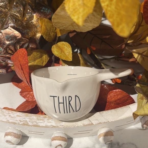 NWT/Rae Dunn bundle! Ceramic measuring cups & coasters. - Picture 10 of 14